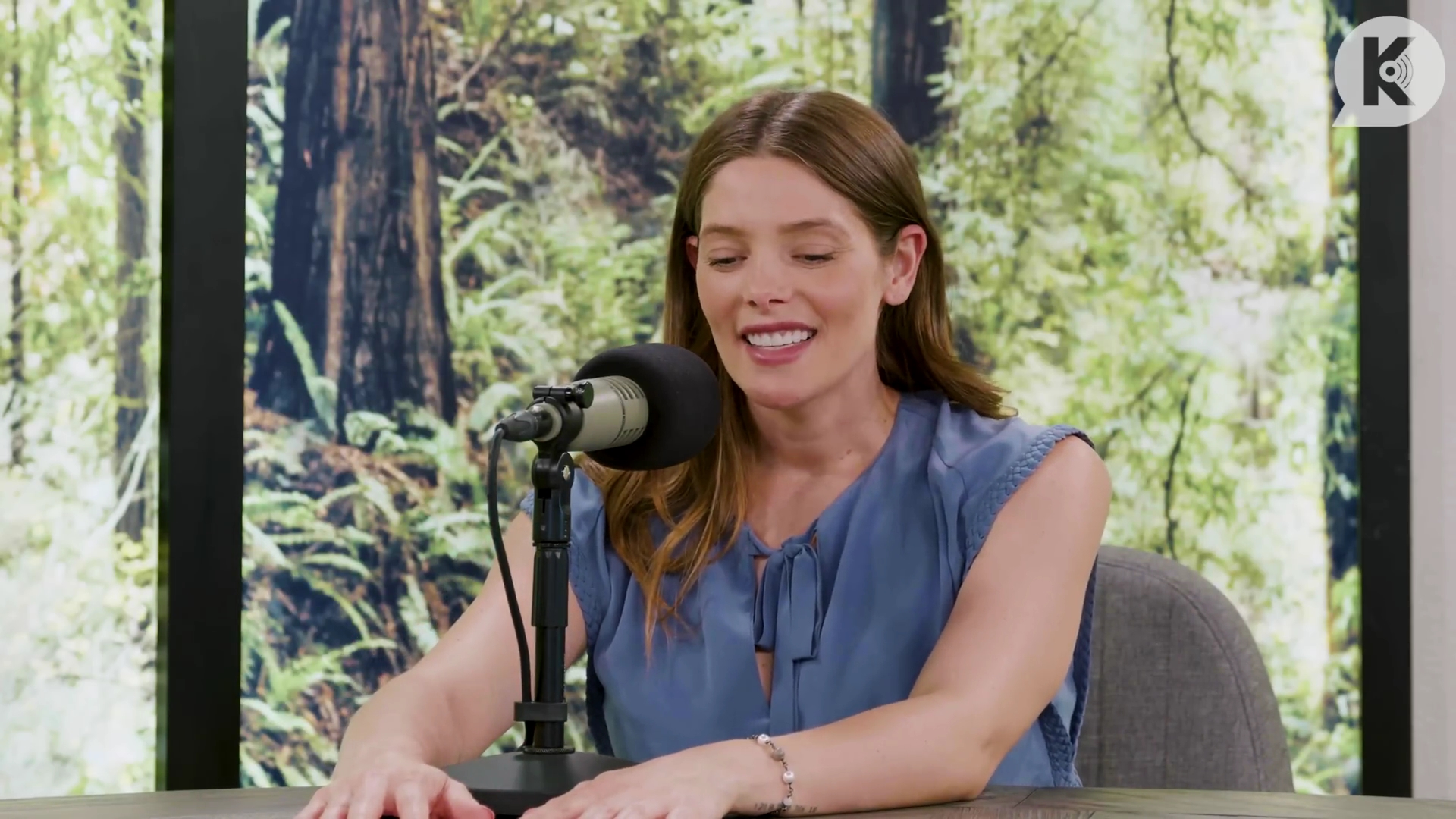 Ashley-Greene-dot-nl_TheTwilightEffect-BreakingDawnPart1RewatchPart2of3-3007.jpg Ashley-Greene-dot-nl_TheTwilightEffect-BreakingDawnPart1RewatchPart2of3-3007.jpg