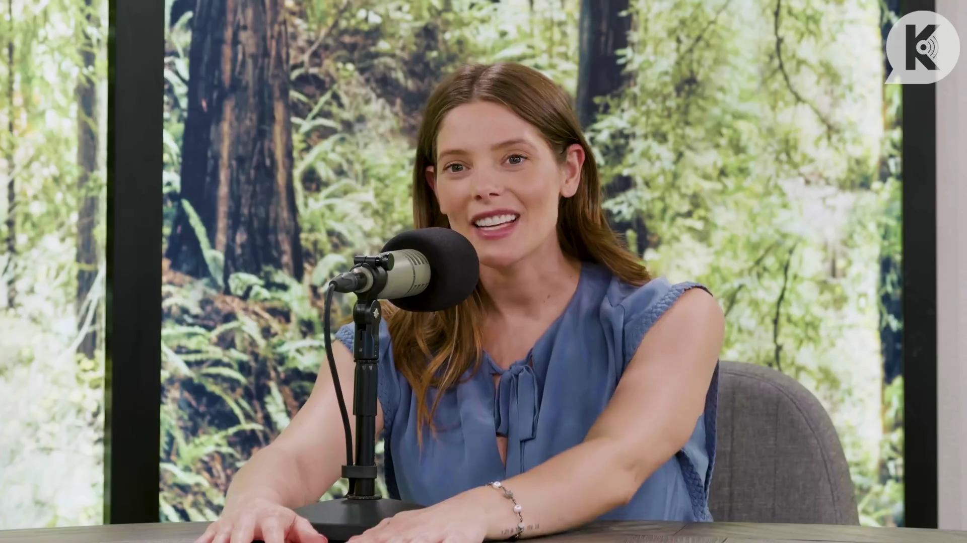 Ashley-Greene-dot-nl_TheTwilightEffect-BreakingDawnPart1RewatchPart2of3-3013.jpg Ashley-Greene-dot-nl_TheTwilightEffect-BreakingDawnPart1RewatchPart2of3-3013.jpg