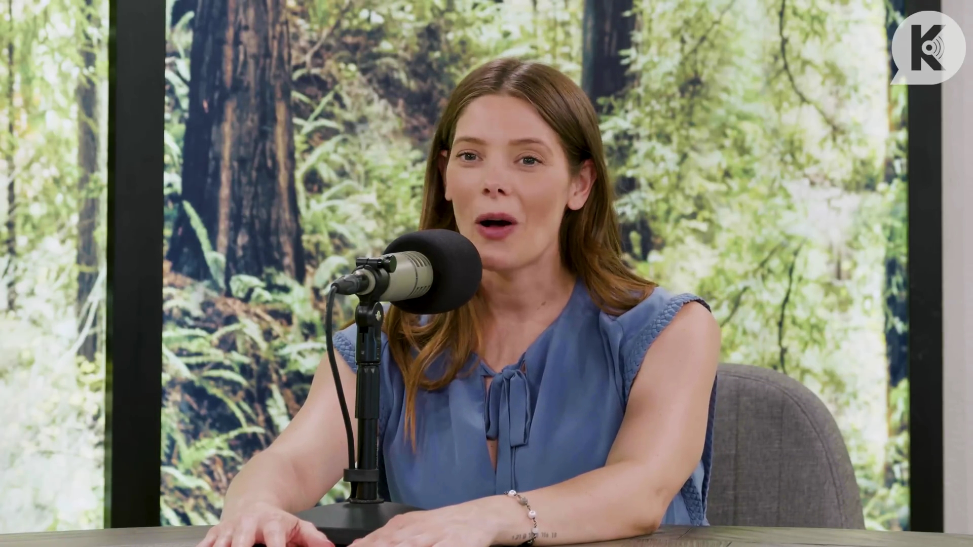 Ashley-Greene-dot-nl_TheTwilightEffect-BreakingDawnPart1RewatchPart2of3-3025.jpg Ashley-Greene-dot-nl_TheTwilightEffect-BreakingDawnPart1RewatchPart2of3-3025.jpg