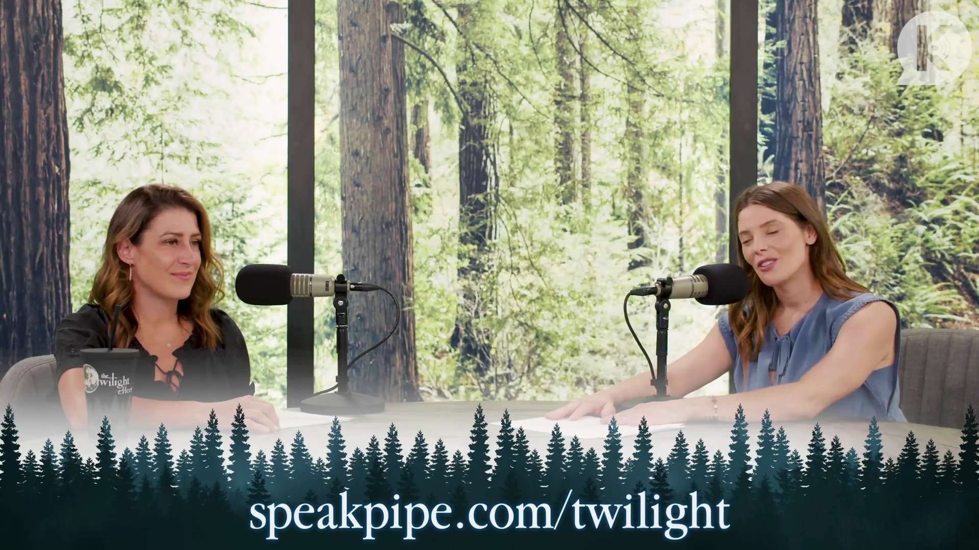 Ashley-Greene-dot-nl_TheTwilightEffect-BreakingDawnPart1RewatchPart2of3-3039.jpg Ashley-Greene-dot-nl_TheTwilightEffect-BreakingDawnPart1RewatchPart2of3-3039.jpg