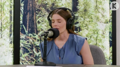 Ashley-Greene-dot-nl_TheTwilightEffect-BreakingDawnPart1RewatchPart2of3-2747.jpg
