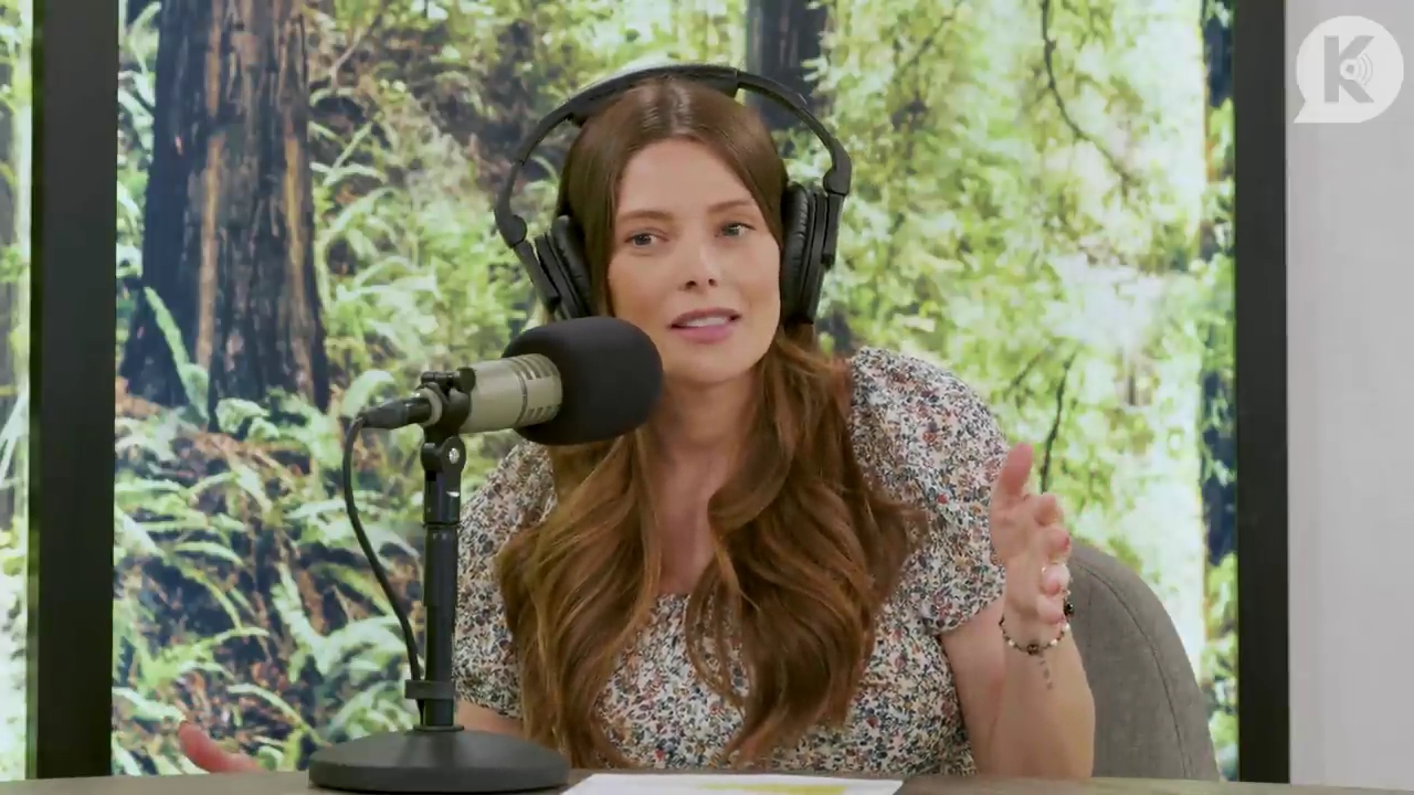 Ashley-Greene-dot-nl_TheTwilightEffect-BreakingDawnPart1RewatchPart3of3-0194.jpg