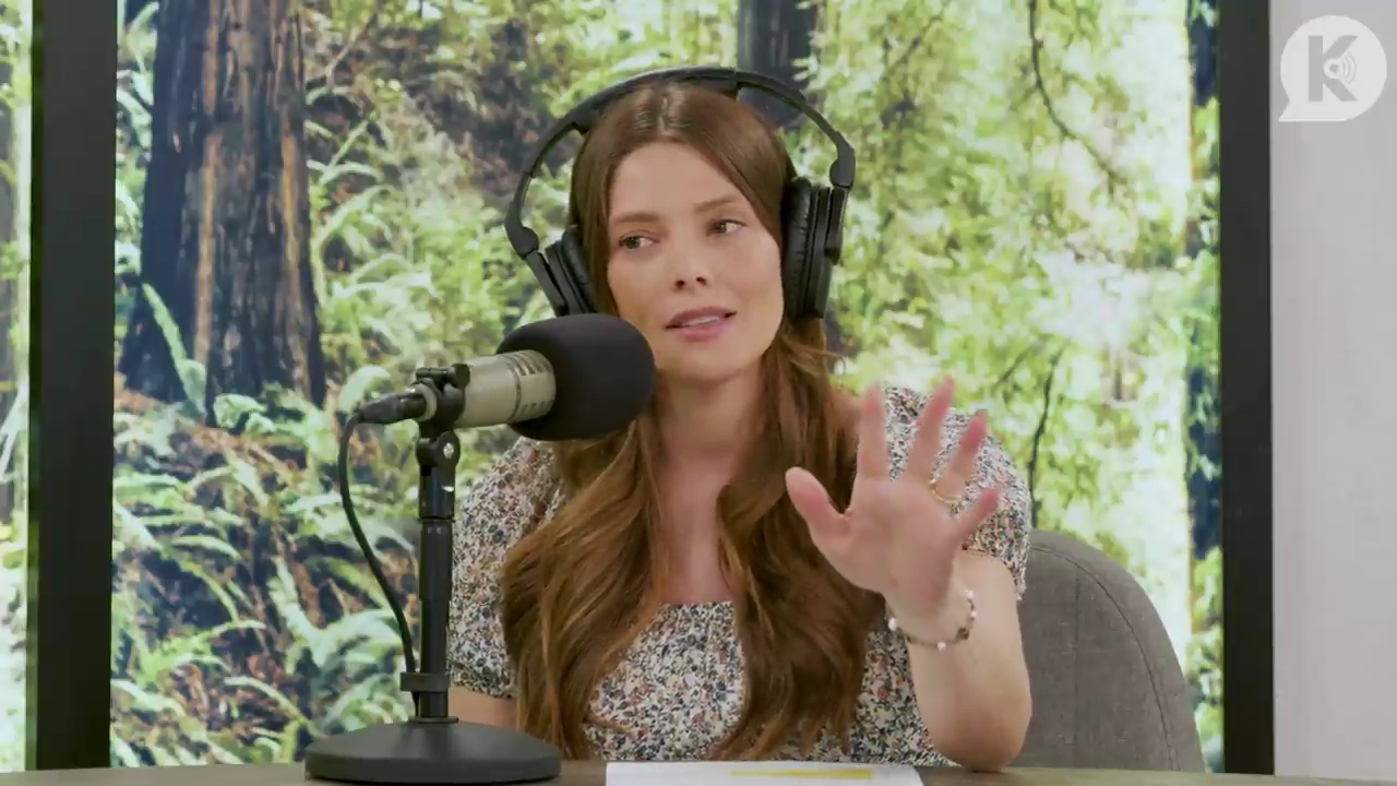 Ashley-Greene-dot-nl_TheTwilightEffect-BreakingDawnPart1RewatchPart3of3-0366.jpg