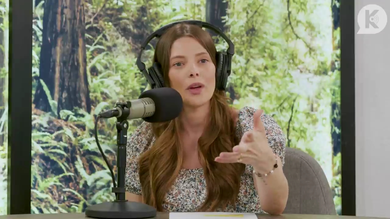 Ashley-Greene-dot-nl_TheTwilightEffect-BreakingDawnPart1RewatchPart3of3-0369.jpg