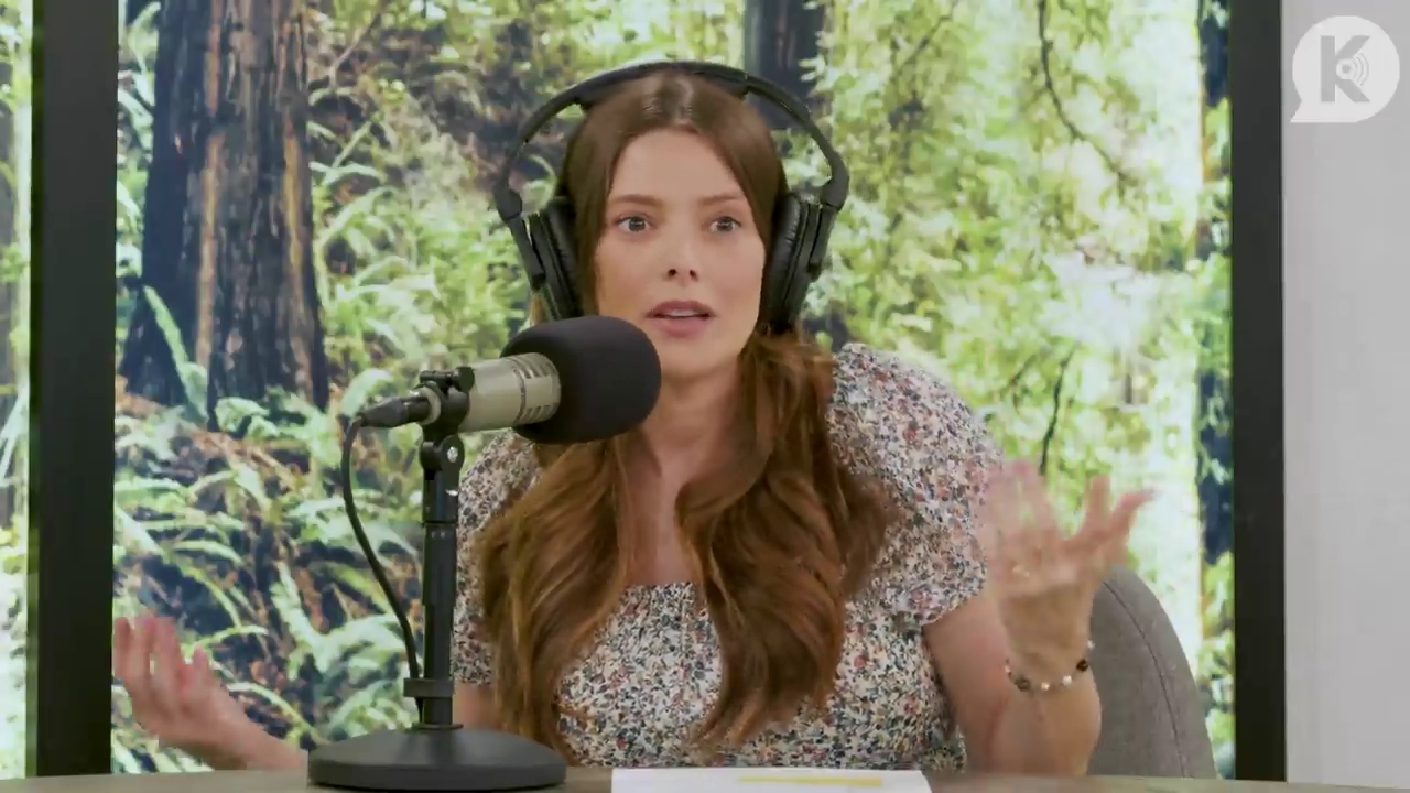 Ashley-Greene-dot-nl_TheTwilightEffect-BreakingDawnPart1RewatchPart3of3-0371.jpg