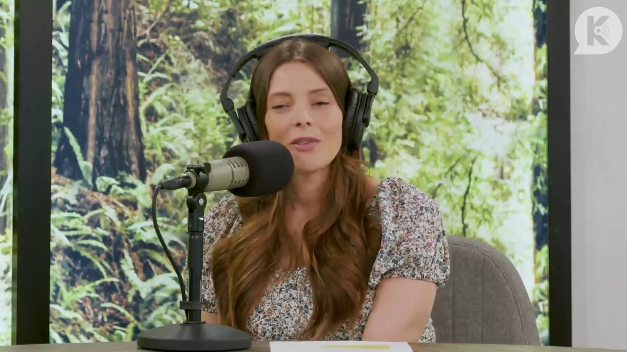Ashley-Greene-dot-nl_TheTwilightEffect-BreakingDawnPart1RewatchPart3of3-0433.jpg