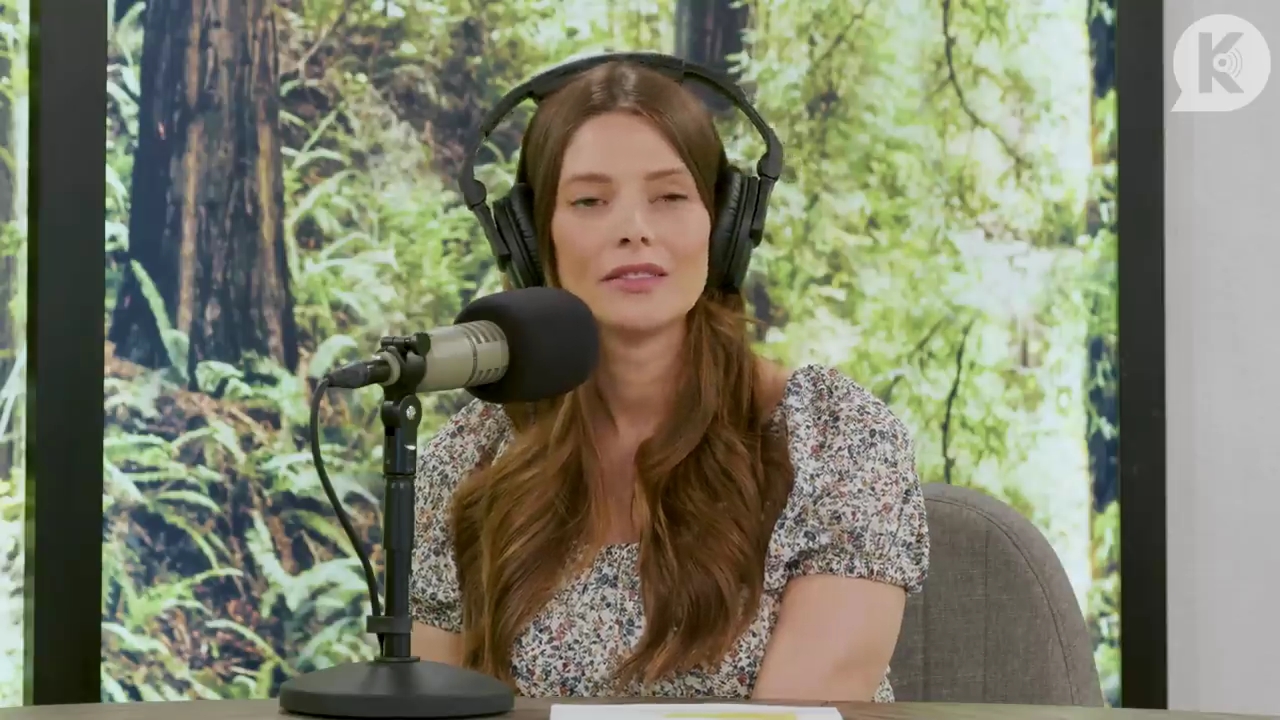 Ashley-Greene-dot-nl_TheTwilightEffect-BreakingDawnPart1RewatchPart3of3-0482.jpg