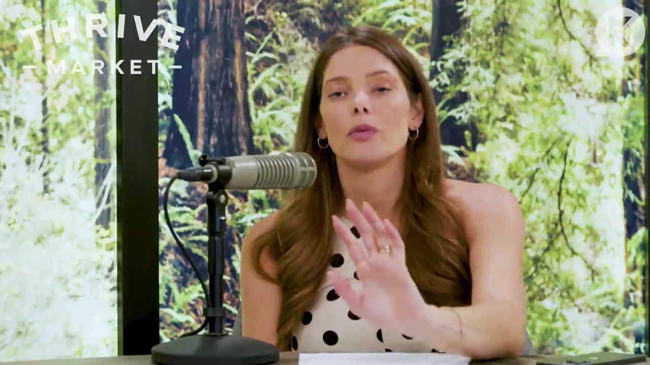 Ashley-Greene-dot-nl_TheTwilightEffect-BreakingDawnPart1RewatchPart3of3-0581.jpg