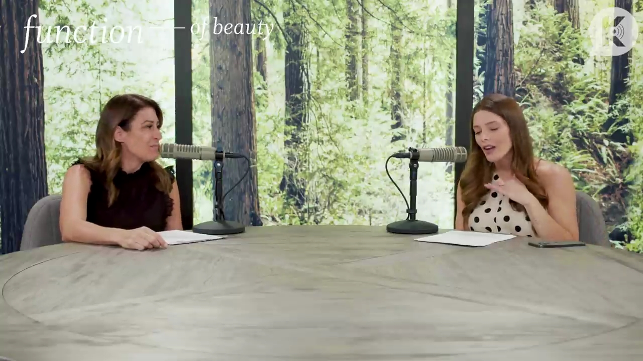 Ashley-Greene-dot-nl_TheTwilightEffect-BreakingDawnPart1RewatchPart3of3-0728.jpg