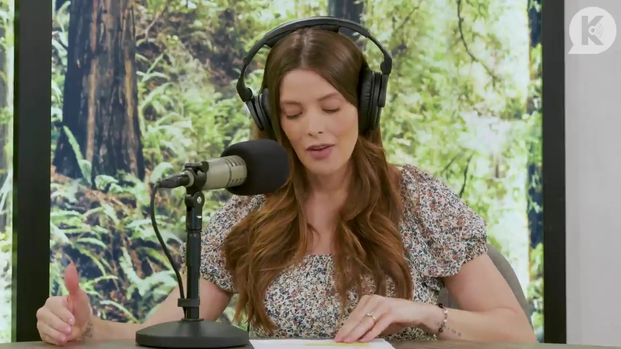 Ashley-Greene-dot-nl_TheTwilightEffect-BreakingDawnPart1RewatchPart3of3-1311.jpg Ashley-Greene-dot-nl_TheTwilightEffect-BreakingDawnPart1RewatchPart3of3-1311.jpg