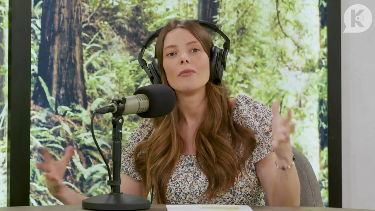 Ashley-Greene-dot-nl_TheTwilightEffect-BreakingDawnPart1RewatchPart3of3-1501.jpg Ashley-Greene-dot-nl_TheTwilightEffect-BreakingDawnPart1RewatchPart3of3-1501.jpg