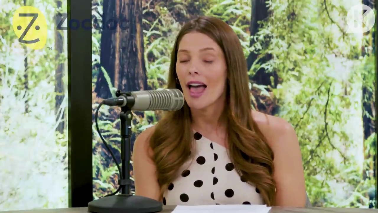 Ashley-Greene-dot-nl_TheTwilightEffect-BreakingDawnPart1RewatchPart3of3-1721.jpg Ashley-Greene-dot-nl_TheTwilightEffect-BreakingDawnPart1RewatchPart3of3-1721.jpg