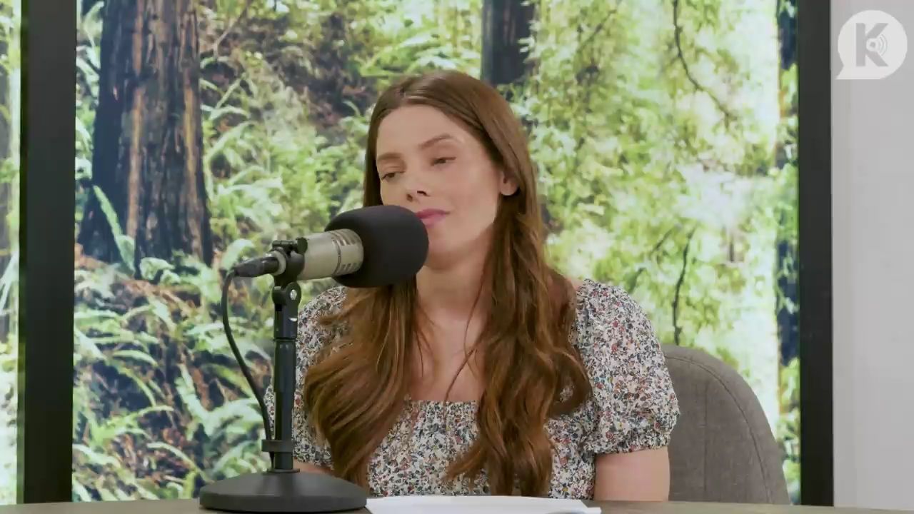 Ashley-Greene-dot-nl_TheTwilightEffect-BreakingDawnPart1RewatchPart3of3-2195.jpg