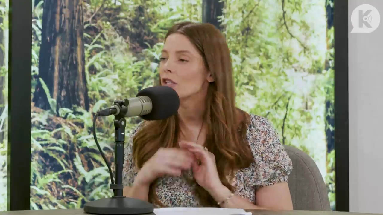 Ashley-Greene-dot-nl_TheTwilightEffect-BreakingDawnPart1RewatchPart3of3-2248.jpg
