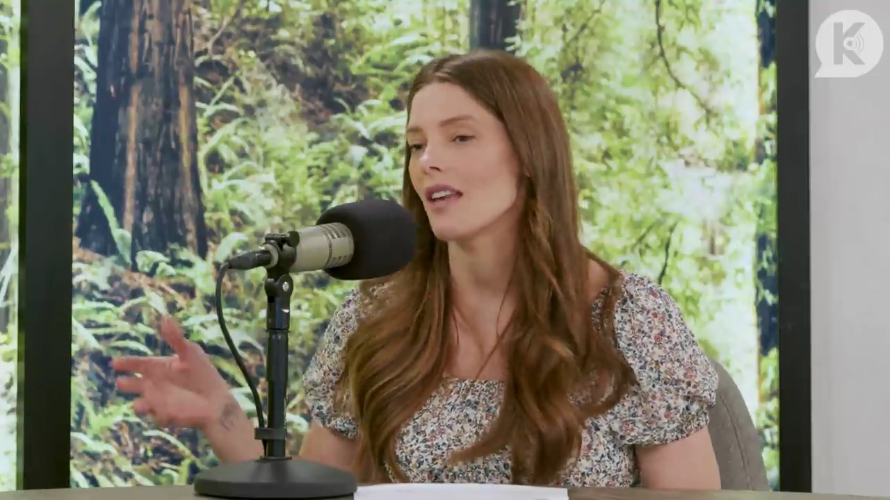 Ashley-Greene-dot-nl_TheTwilightEffect-BreakingDawnPart1RewatchPart3of3-2431.jpg