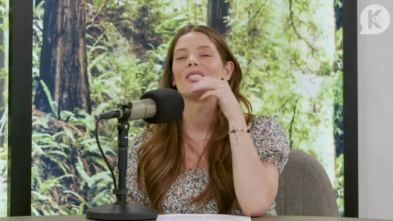 Ashley-Greene-dot-nl_TheTwilightEffect-BreakingDawnPart1RewatchPart3of3-2462.jpg Ashley-Greene-dot-nl_TheTwilightEffect-BreakingDawnPart1RewatchPart3of3-2462.jpg