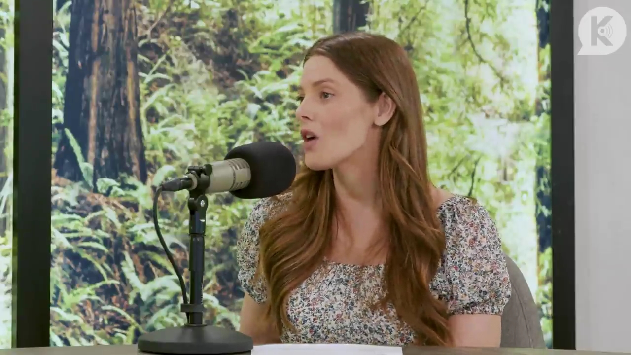 Ashley-Greene-dot-nl_TheTwilightEffect-BreakingDawnPart1RewatchPart3of3-2515.jpg
