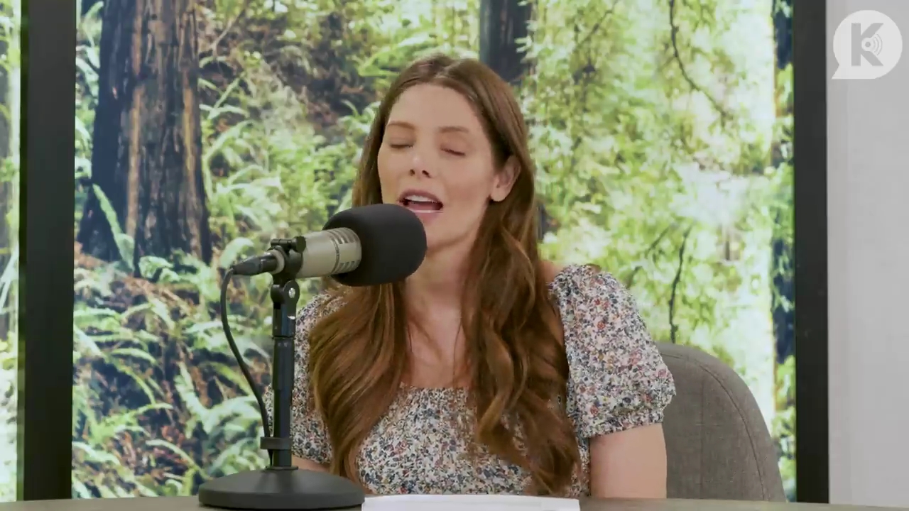 Ashley-Greene-dot-nl_TheTwilightEffect-BreakingDawnPart1RewatchPart3of3-2550.jpg Ashley-Greene-dot-nl_TheTwilightEffect-BreakingDawnPart1RewatchPart3of3-2550.jpg