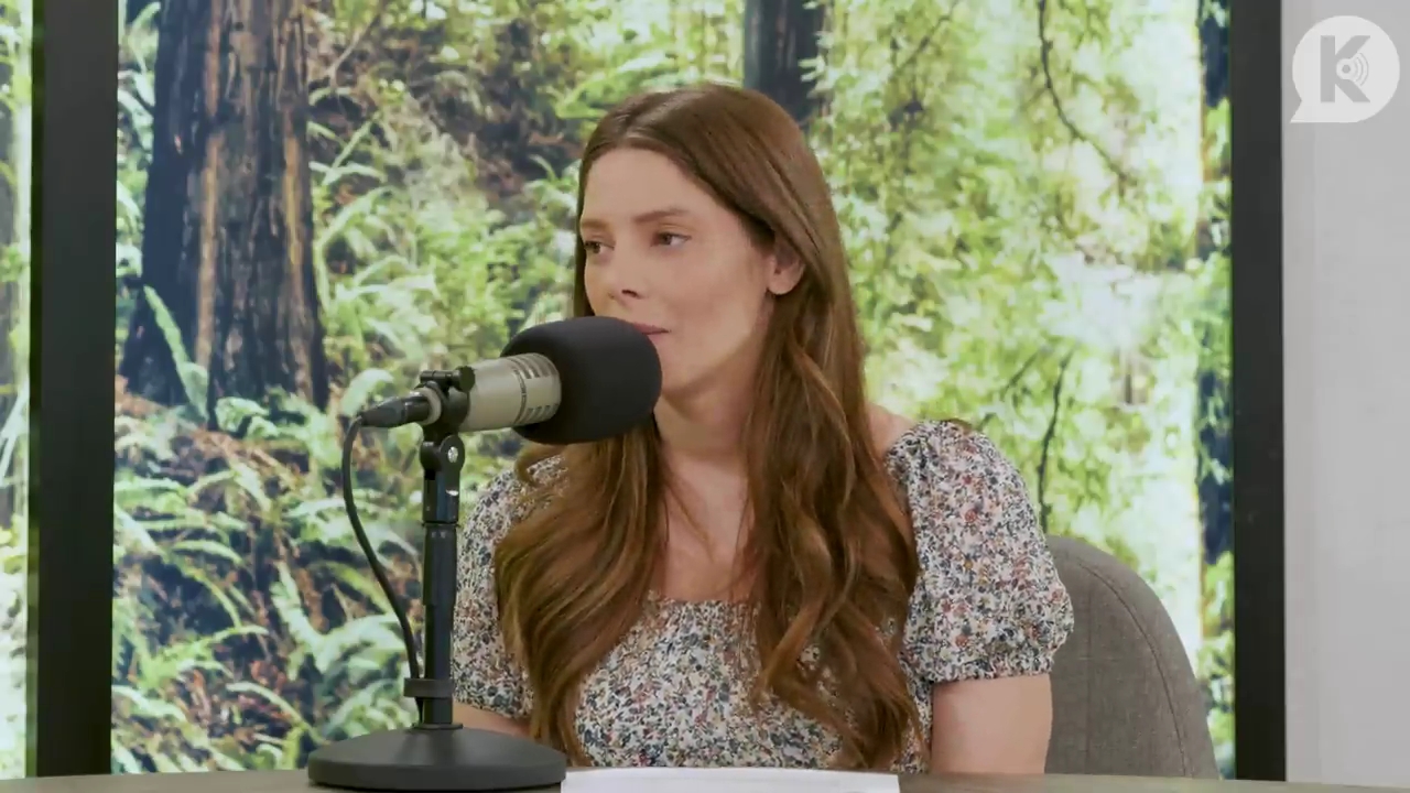 Ashley-Greene-dot-nl_TheTwilightEffect-BreakingDawnPart1RewatchPart3of3-2552.jpg Ashley-Greene-dot-nl_TheTwilightEffect-BreakingDawnPart1RewatchPart3of3-2552.jpg