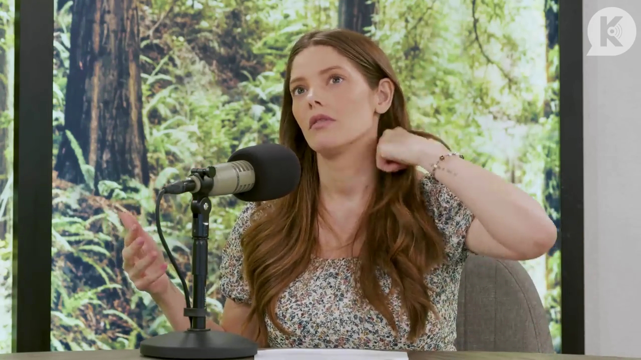 Ashley-Greene-dot-nl_TheTwilightEffect-BreakingDawnPart1RewatchPart3of3-2633.jpg Ashley-Greene-dot-nl_TheTwilightEffect-BreakingDawnPart1RewatchPart3of3-2633.jpg