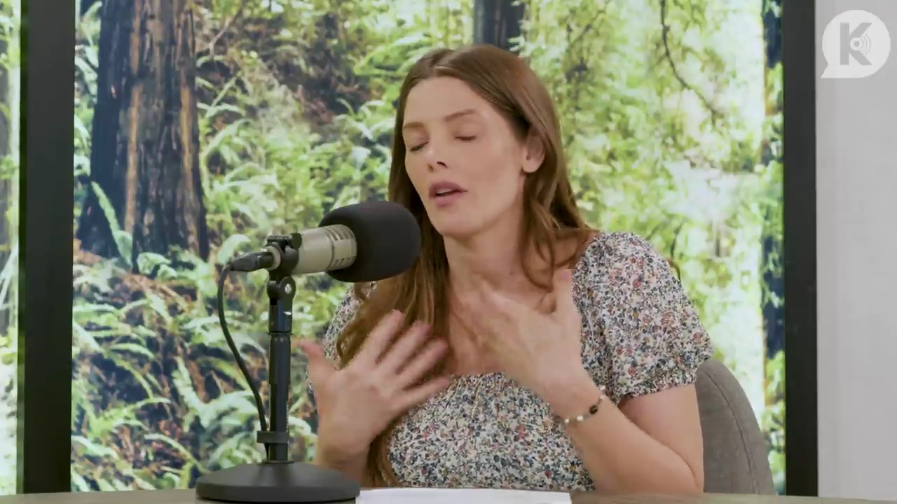 Ashley-Greene-dot-nl_TheTwilightEffect-BreakingDawnPart1RewatchPart3of3-2703.jpg Ashley-Greene-dot-nl_TheTwilightEffect-BreakingDawnPart1RewatchPart3of3-2703.jpg