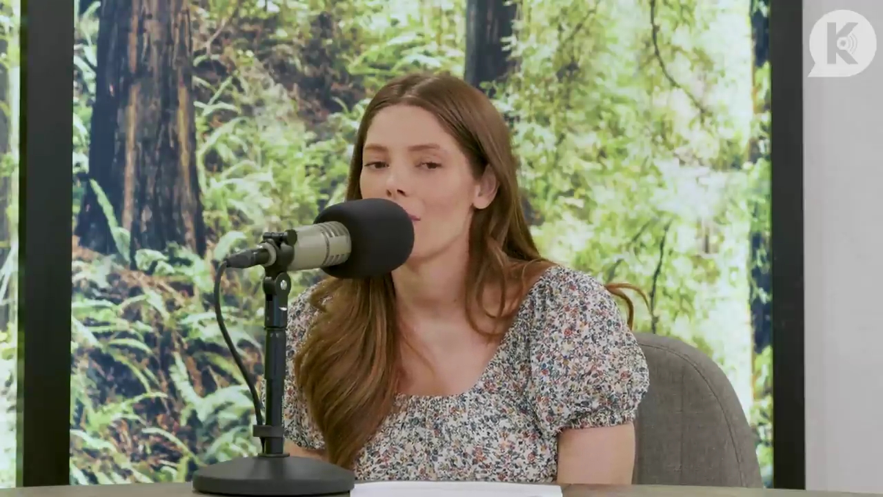 Ashley-Greene-dot-nl_TheTwilightEffect-BreakingDawnPart1RewatchPart3of3-2714.jpg Ashley-Greene-dot-nl_TheTwilightEffect-BreakingDawnPart1RewatchPart3of3-2714.jpg