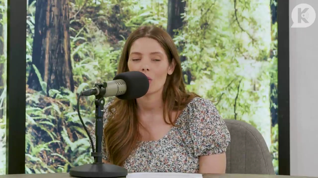 Ashley-Greene-dot-nl_TheTwilightEffect-BreakingDawnPart1RewatchPart3of3-2755.jpg Ashley-Greene-dot-nl_TheTwilightEffect-BreakingDawnPart1RewatchPart3of3-2755.jpg