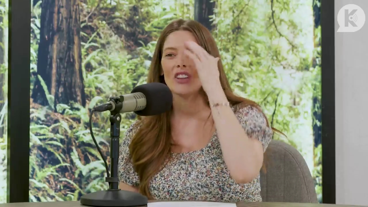 Ashley-Greene-dot-nl_TheTwilightEffect-BreakingDawnPart1RewatchPart3of3-3196.jpg