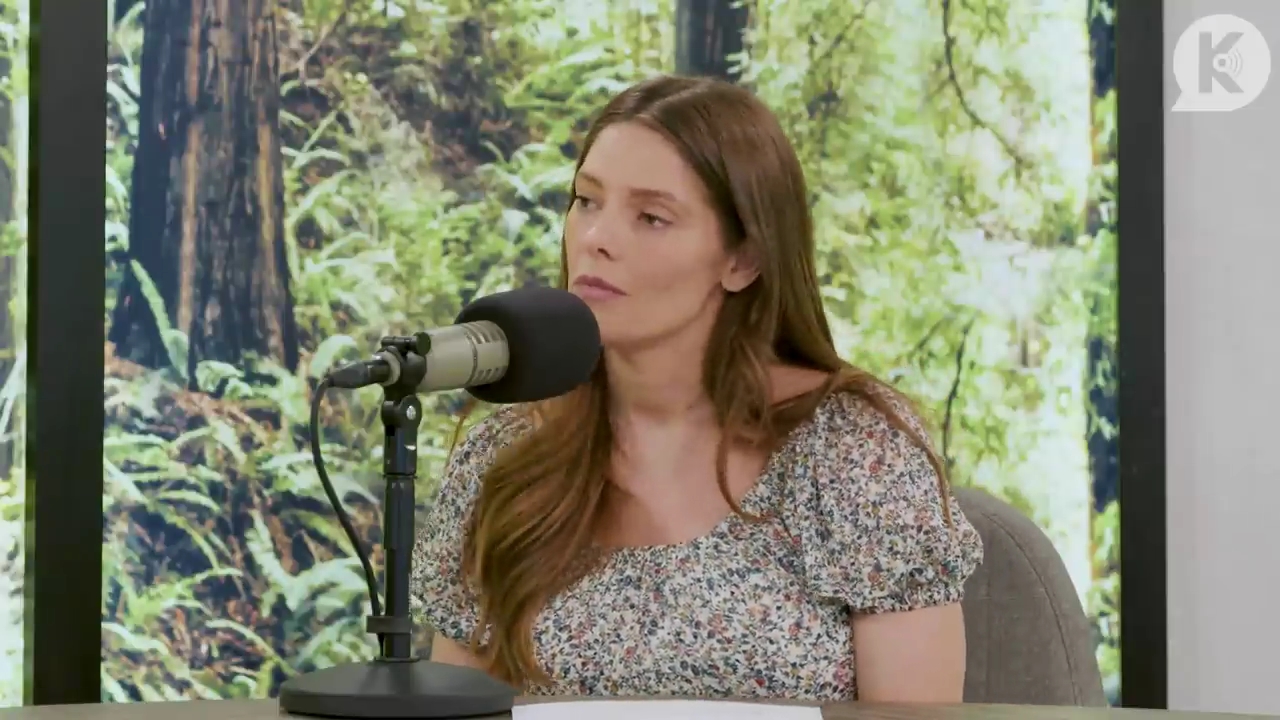 Ashley-Greene-dot-nl_TheTwilightEffect-BreakingDawnPart1RewatchPart3of3-3273.jpg