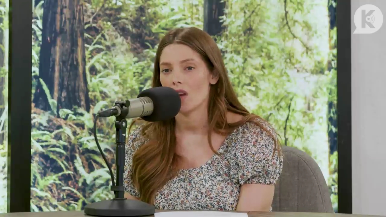 Ashley-Greene-dot-nl_TheTwilightEffect-BreakingDawnPart1RewatchPart3of3-3278.jpg