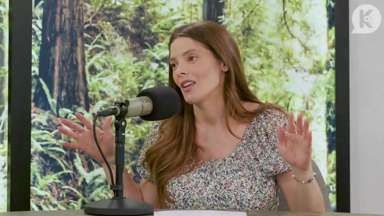 Ashley-Greene-dot-nl_TheTwilightEffect-BreakingDawnPart1RewatchPart3of3-3284.jpg