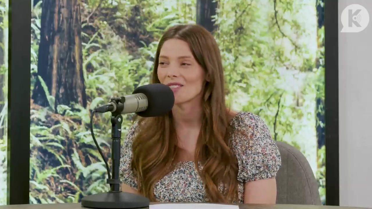 Ashley-Greene-dot-nl_TheTwilightEffect-BreakingDawnPart1RewatchPart3of3-3345.jpg