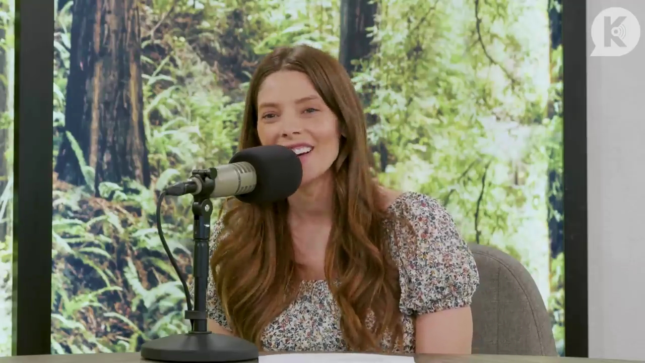 Ashley-Greene-dot-nl_TheTwilightEffect-BreakingDawnPart1RewatchPart3of3-3348.jpg