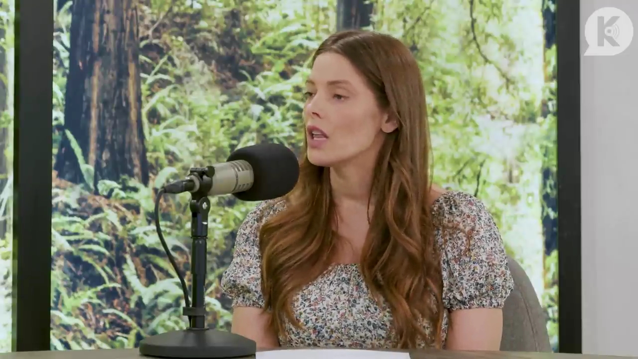 Ashley-Greene-dot-nl_TheTwilightEffect-BreakingDawnPart1RewatchPart3of3-3401.jpg