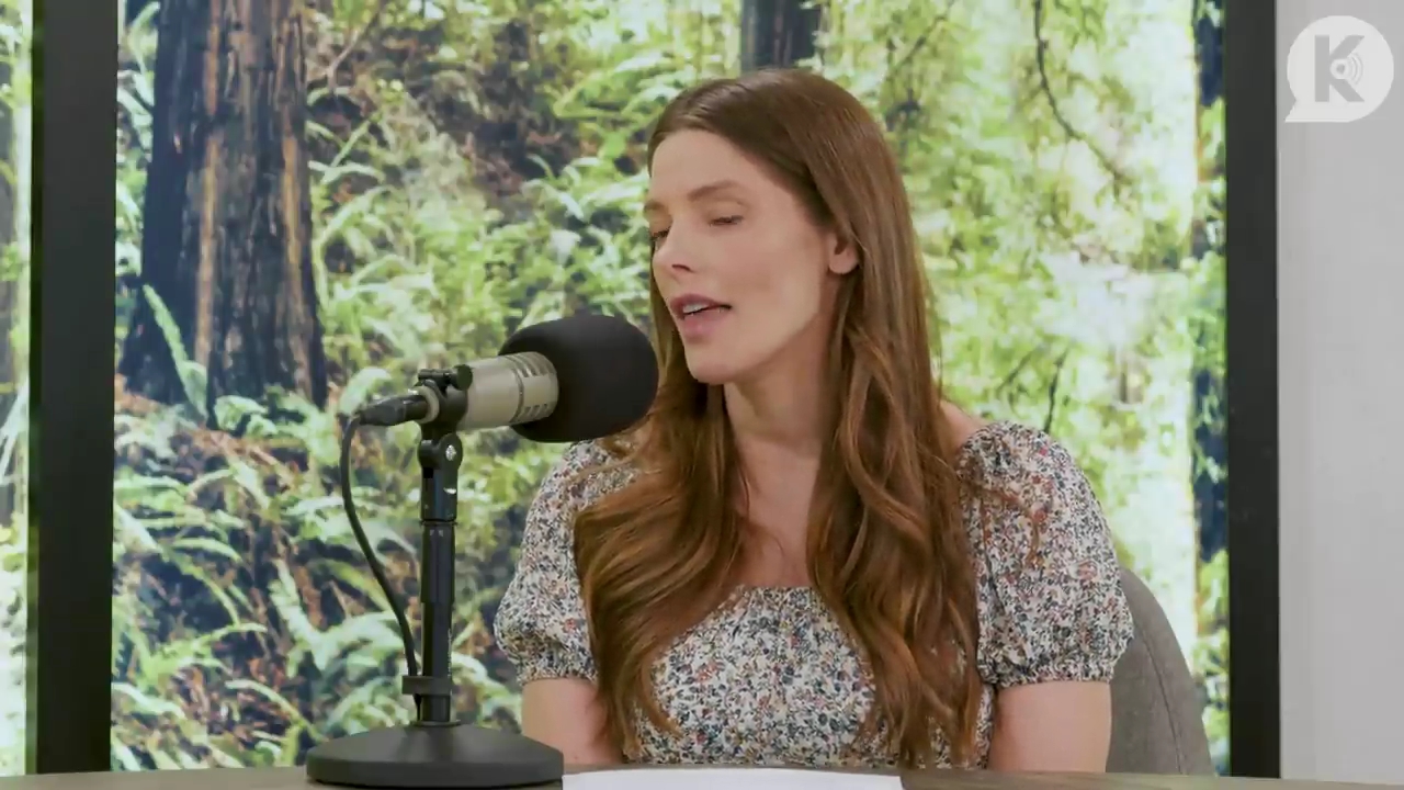 Ashley-Greene-dot-nl_TheTwilightEffect-BreakingDawnPart1RewatchPart3of3-3405.jpg