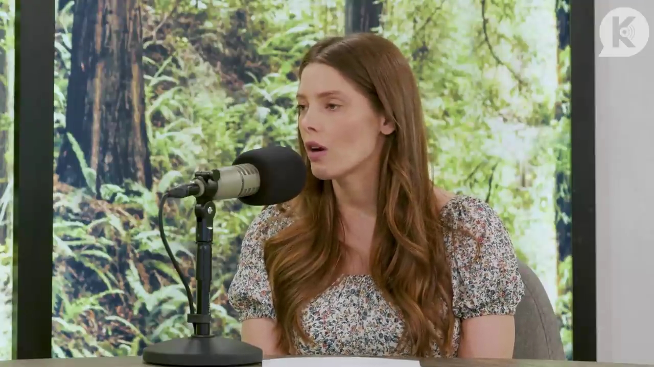 Ashley-Greene-dot-nl_TheTwilightEffect-BreakingDawnPart1RewatchPart3of3-3409.jpg