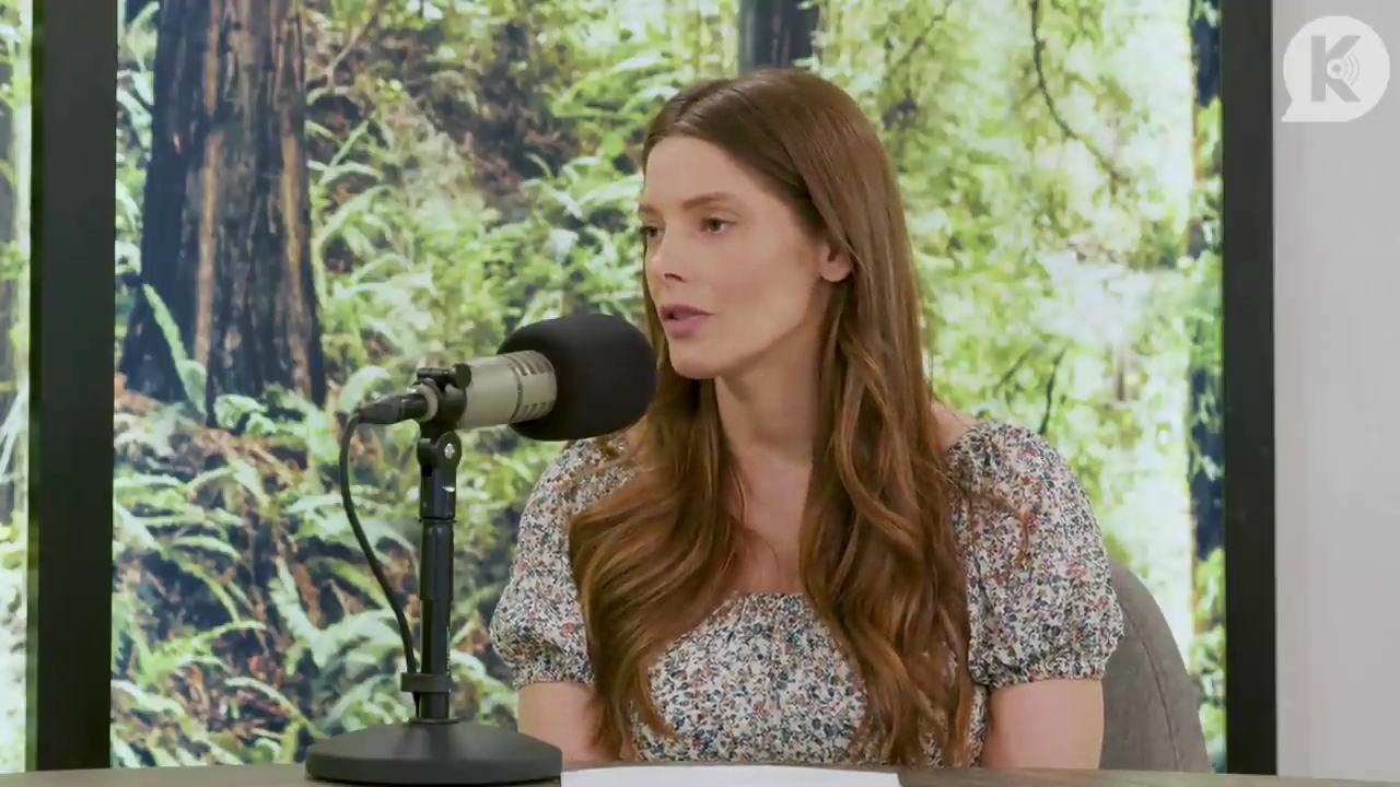 Ashley-Greene-dot-nl_TheTwilightEffect-BreakingDawnPart1RewatchPart3of3-3411.jpg