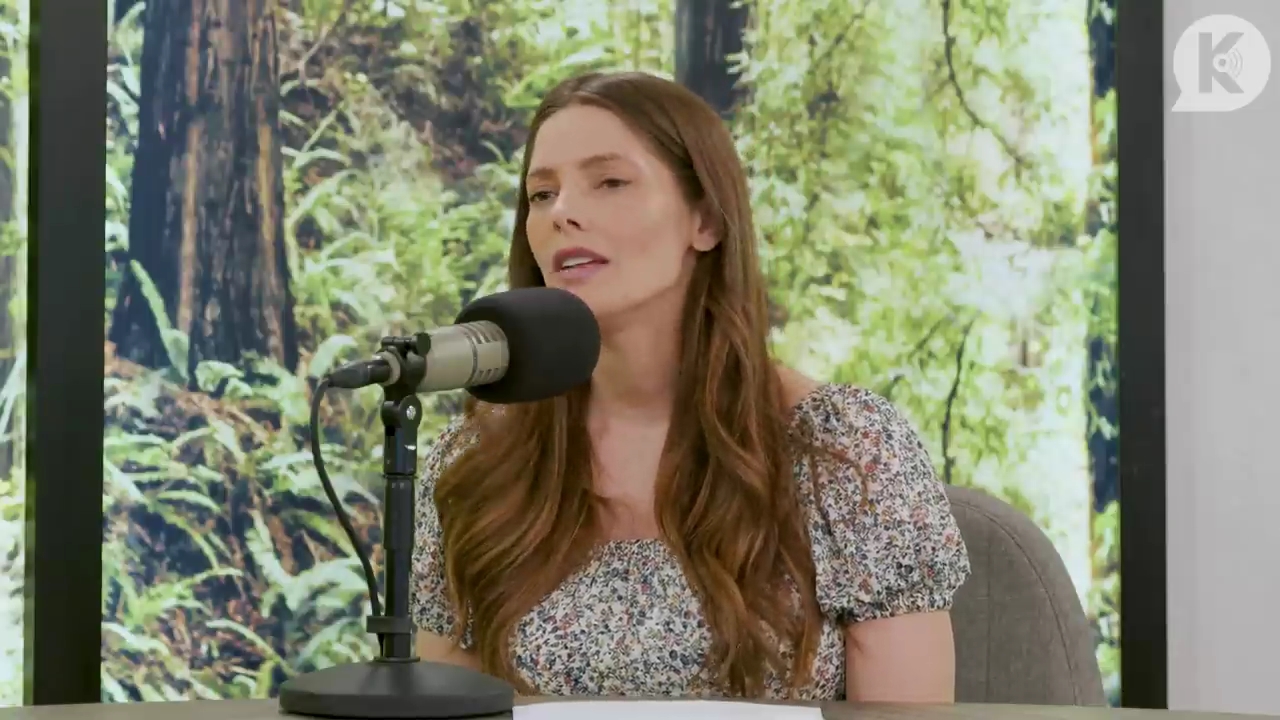 Ashley-Greene-dot-nl_TheTwilightEffect-BreakingDawnPart1RewatchPart3of3-3420.jpg