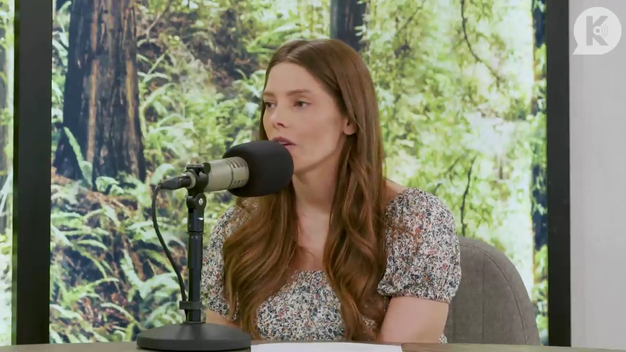 Ashley-Greene-dot-nl_TheTwilightEffect-BreakingDawnPart1RewatchPart3of3-3458.jpg