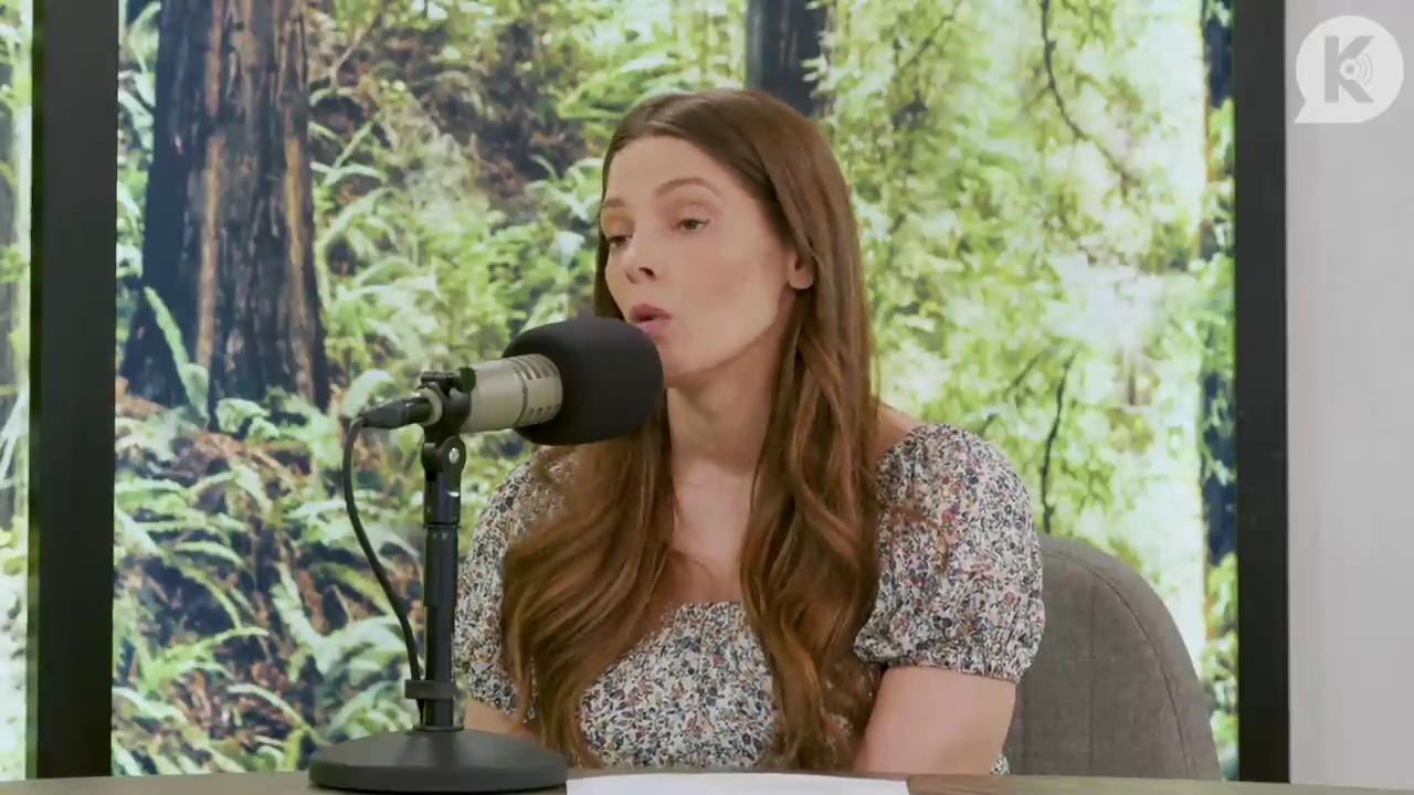 Ashley-Greene-dot-nl_TheTwilightEffect-BreakingDawnPart1RewatchPart3of3-3463.jpg