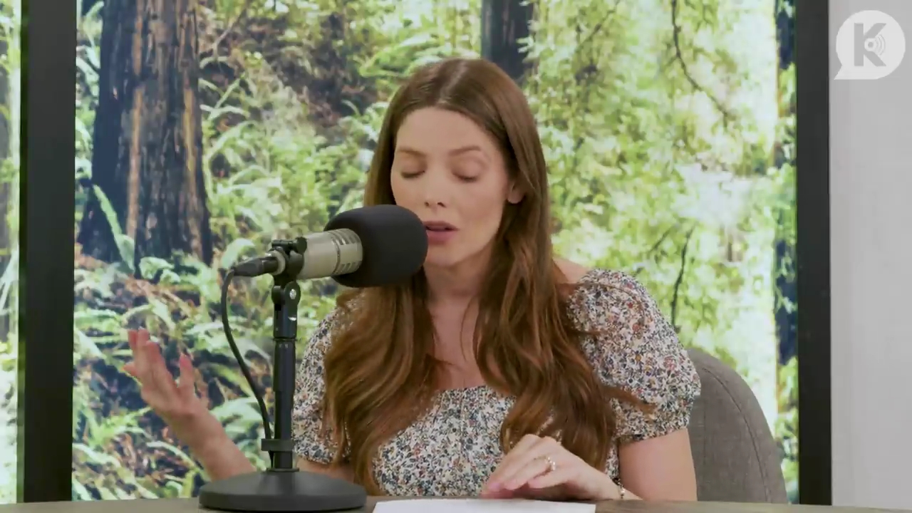 Ashley-Greene-dot-nl_TheTwilightEffect-BreakingDawnPart1RewatchPart3of3-3504.jpg