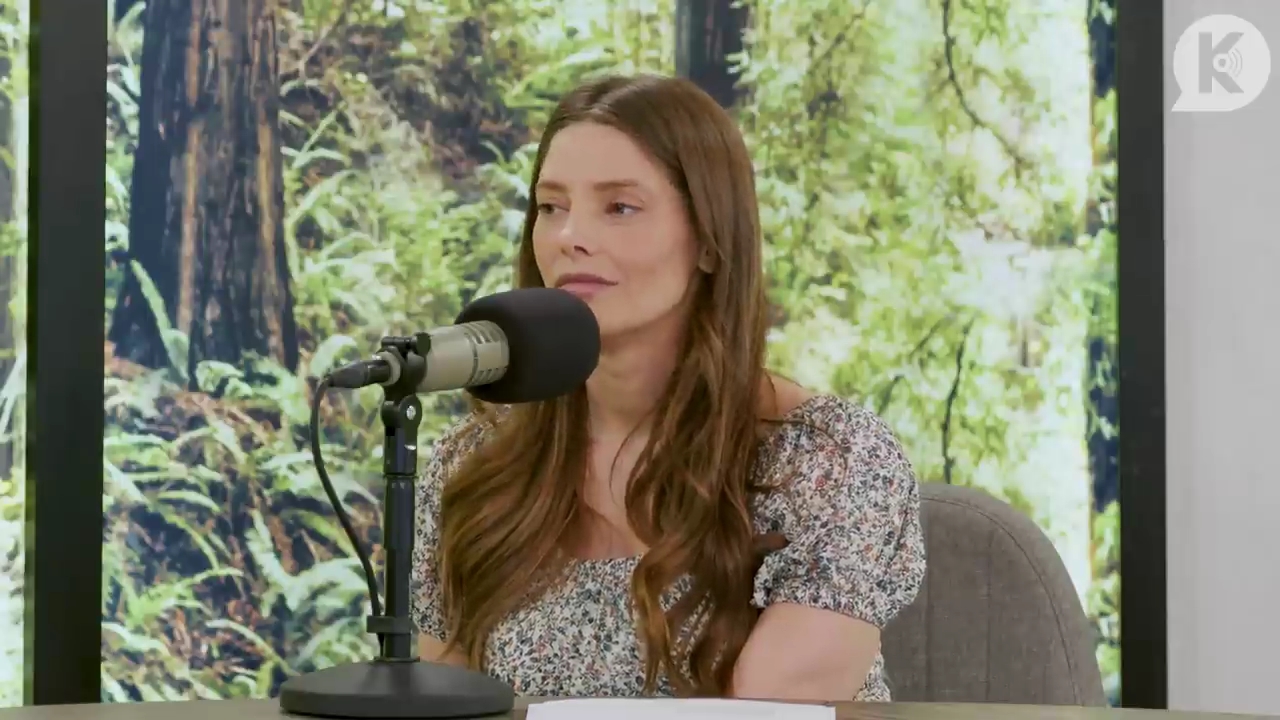 Ashley-Greene-dot-nl_TheTwilightEffect-BreakingDawnPart1RewatchPart3of3-3527.jpg Ashley-Greene-dot-nl_TheTwilightEffect-BreakingDawnPart1RewatchPart3of3-3527.jpg