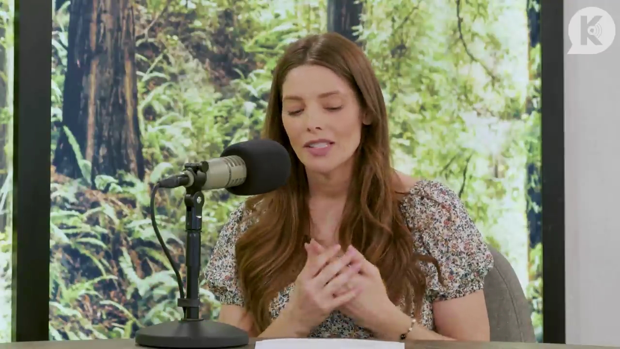 Ashley-Greene-dot-nl_TheTwilightEffect-BreakingDawnPart1RewatchPart3of3-3539.jpg