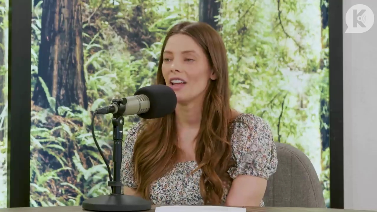 Ashley-Greene-dot-nl_TheTwilightEffect-BreakingDawnPart1RewatchPart3of3-3558.jpg
