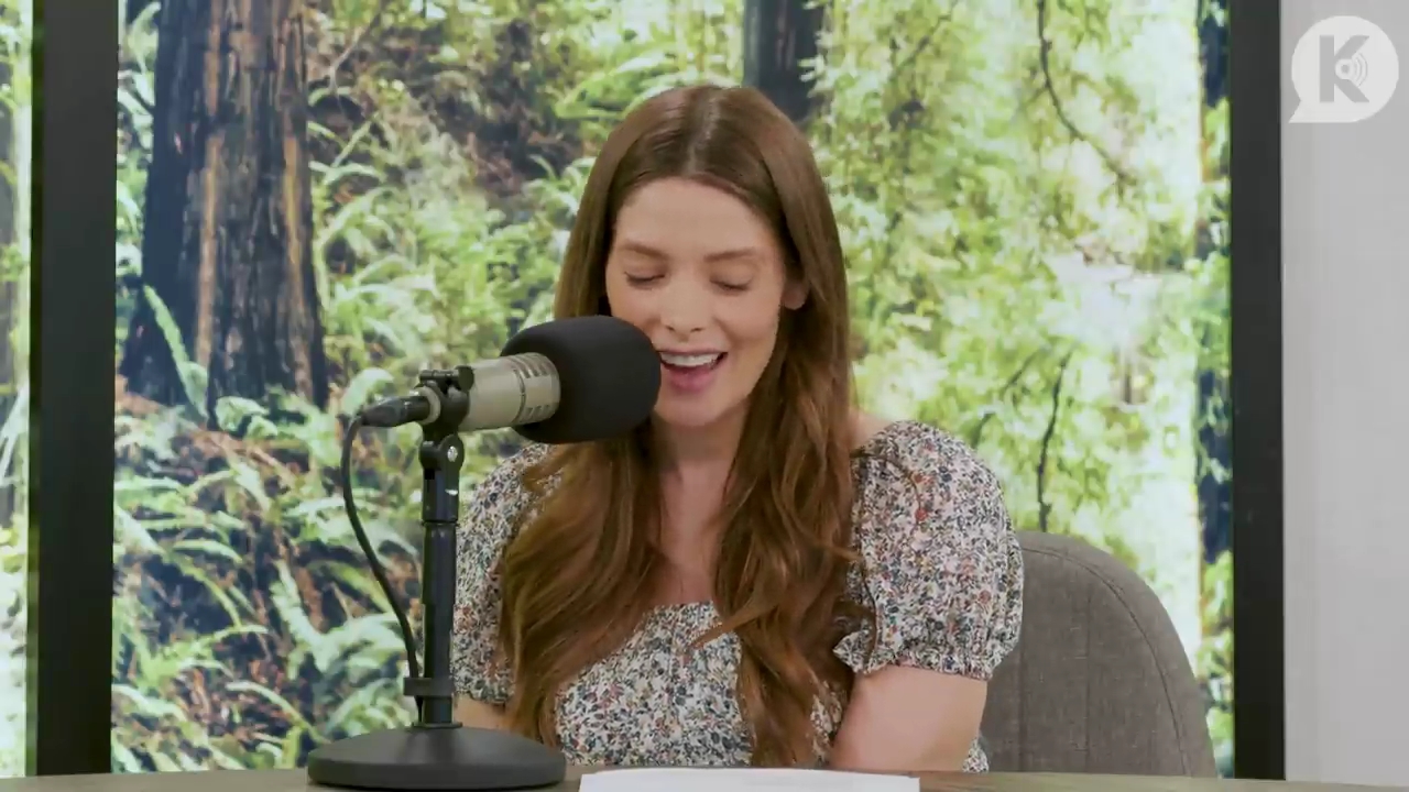 Ashley-Greene-dot-nl_TheTwilightEffect-BreakingDawnPart1RewatchPart3of3-3562.jpg