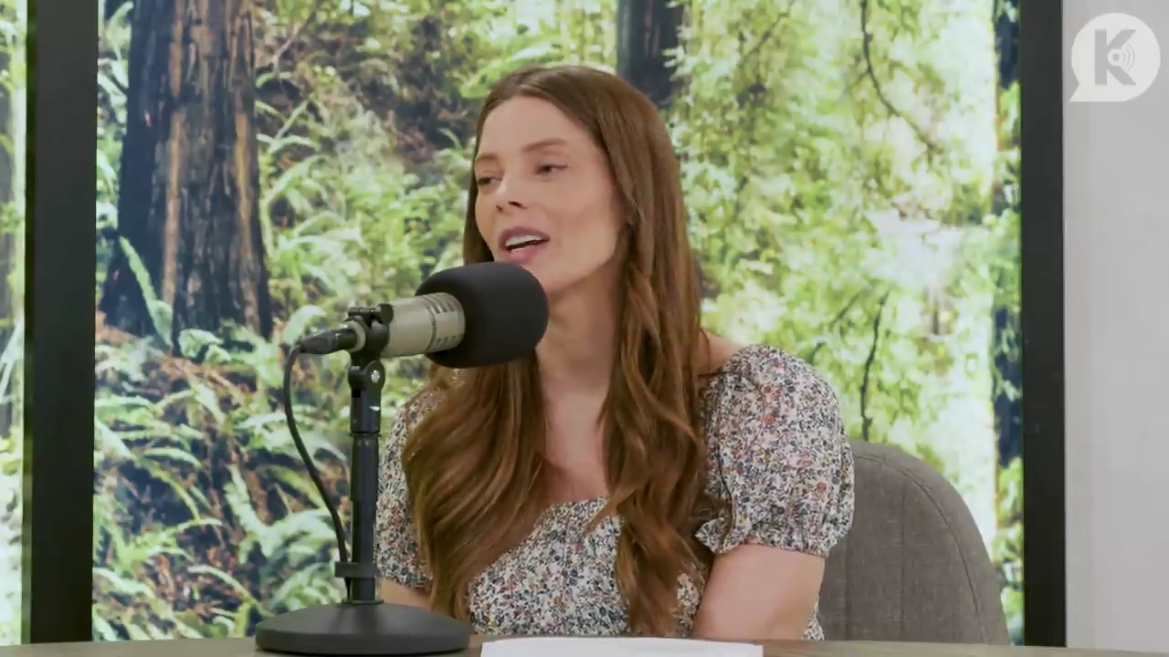 Ashley-Greene-dot-nl_TheTwilightEffect-BreakingDawnPart1RewatchPart3of3-3565.jpg