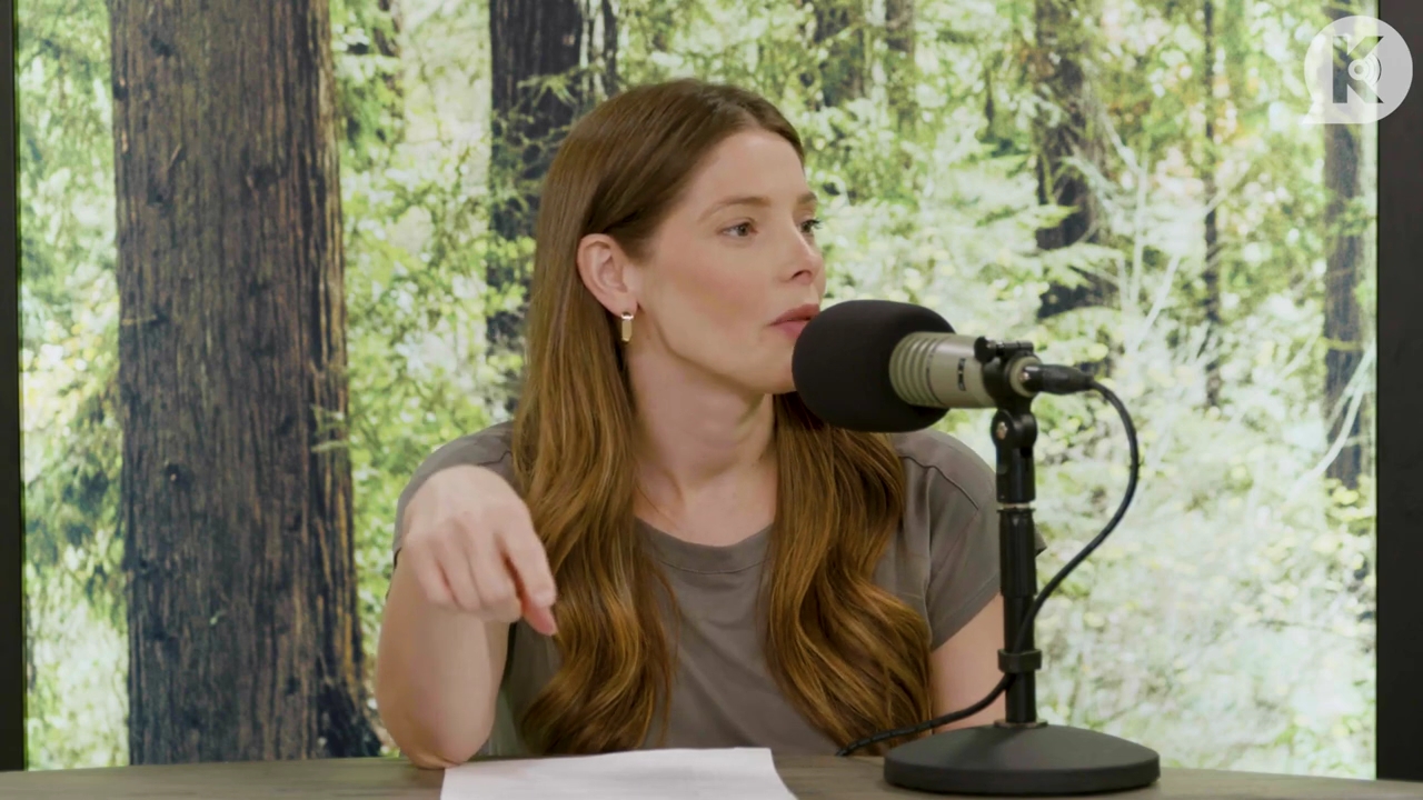 Ashley-Greene-dot-nl_TheTwilightEffect-ChristinaPerri0164.jpg