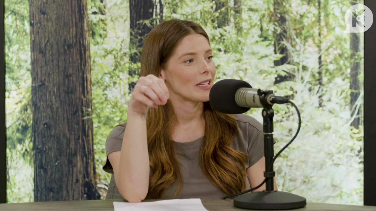 Ashley-Greene-dot-nl_TheTwilightEffect-ChristinaPerri0394.jpg