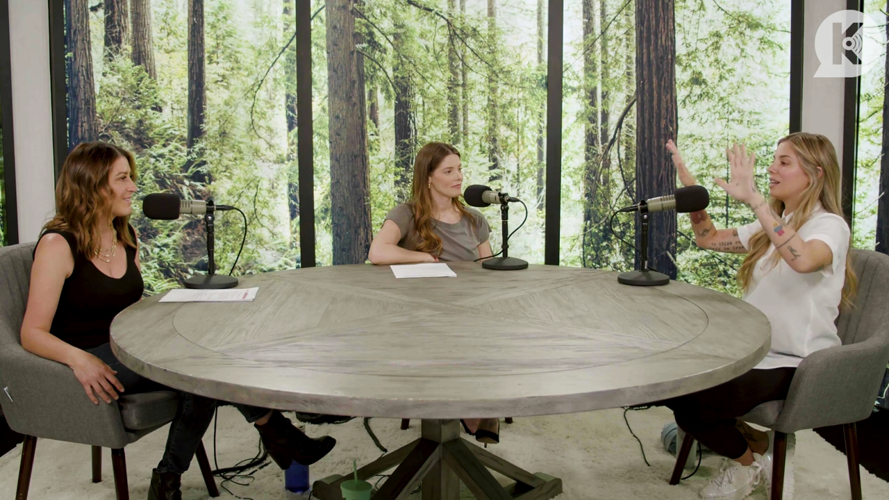 Ashley-Greene-dot-nl_TheTwilightEffect-ChristinaPerri2004.jpg Ashley-Greene-dot-nl_TheTwilightEffect-ChristinaPerri2004.jpg