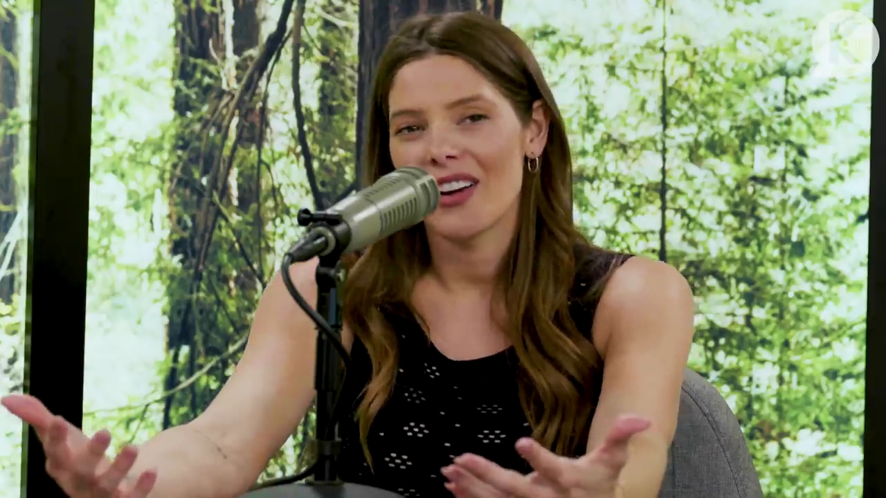 Ashley-Greene-dot-nl_TheTwilightEffect-JuliaJones0064.jpg